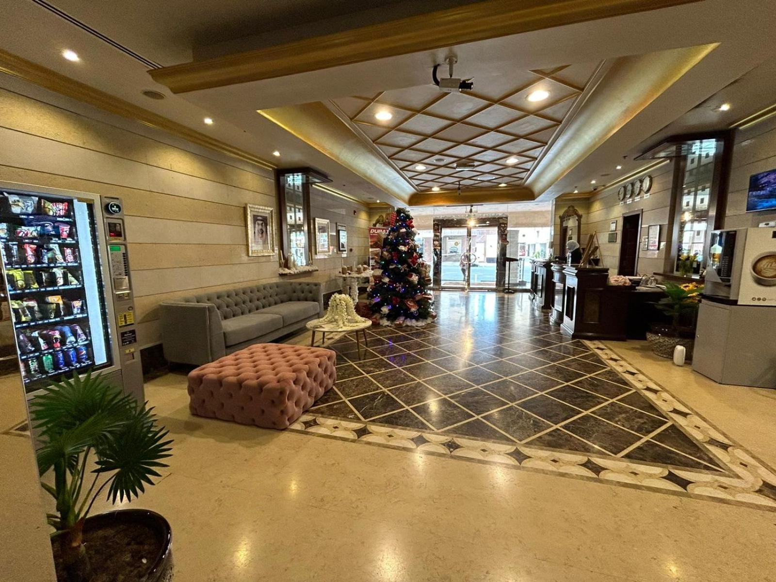 Al Raya Hotel Apartments Dubái Exterior foto