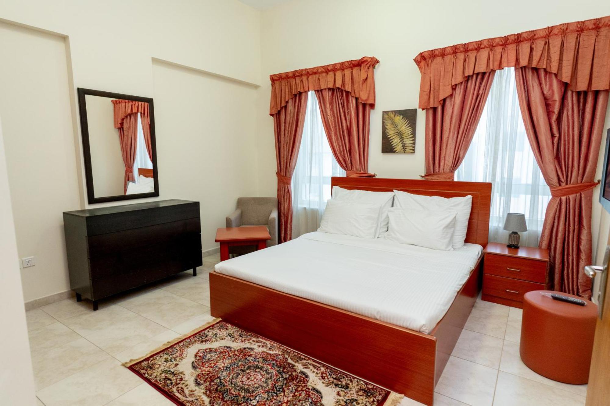 Al Raya Hotel Apartments Dubái Exterior foto