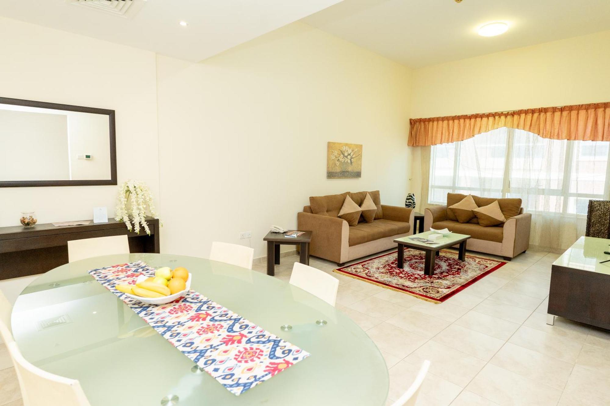 Al Raya Hotel Apartments Dubái Exterior foto