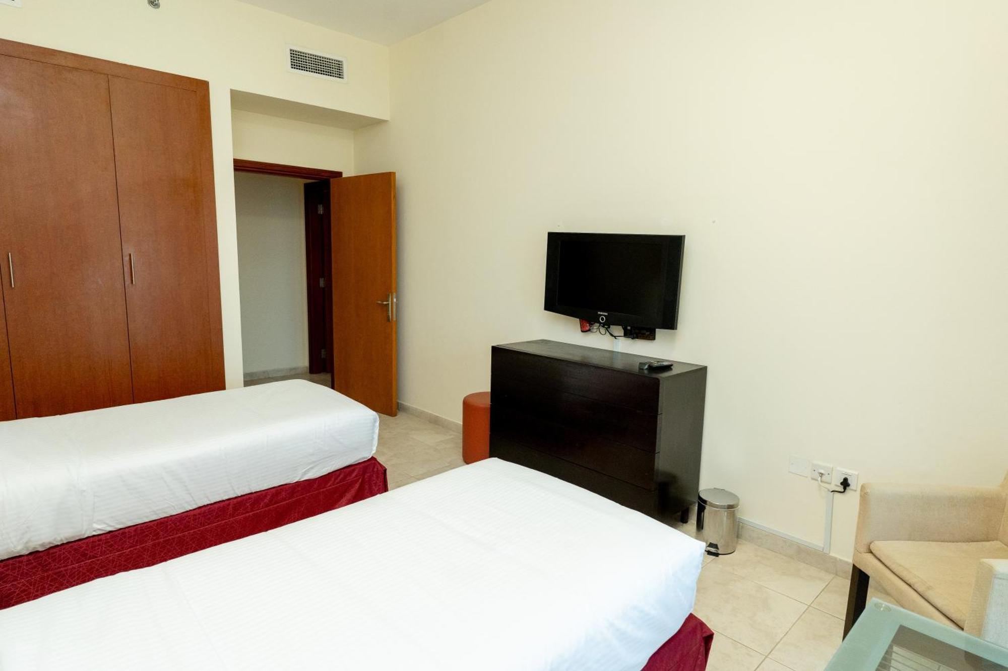 Al Raya Hotel Apartments Dubái Exterior foto